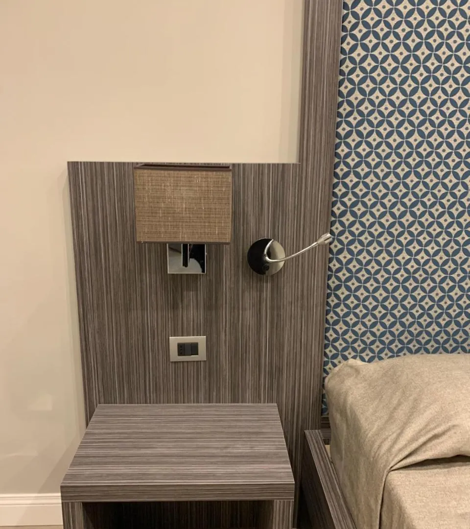 Hotel Ausonia Napoli 2*,